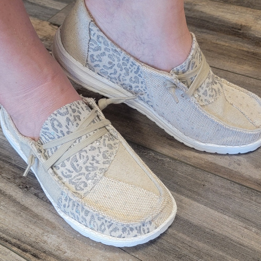 Brand new size 7 shoes